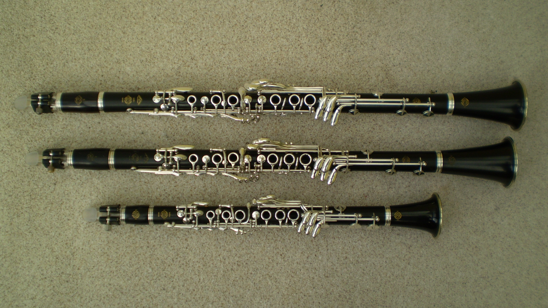 selmerseries9clarinets%20001.JPG